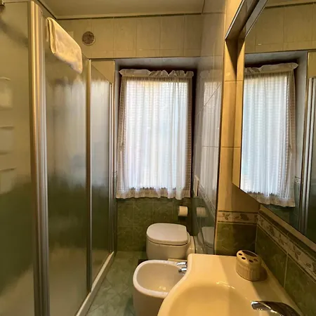 Paradiso Veneziano - 2 Bedrooms Flat With Private Terrace Apartment *
