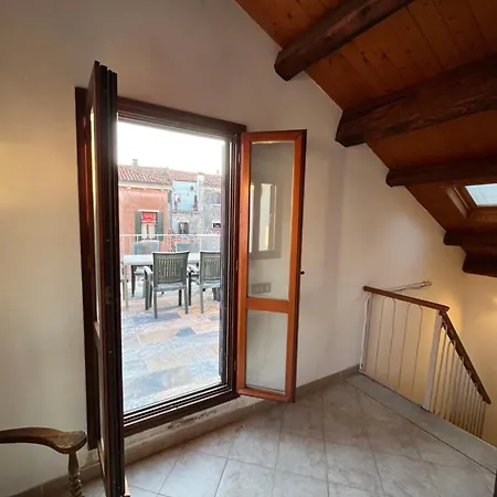 Paradiso Veneziano - 2 Bedrooms Flat With Private Terrace *
