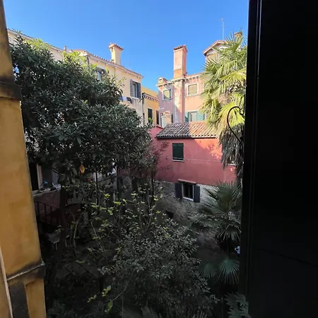 Paradiso Veneziano - 2 Bedrooms Flat With Private Terrace Apartamento