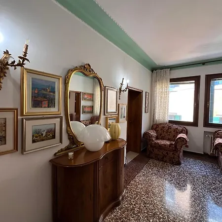 Paradiso Veneziano - 2 Bedrooms Flat With Private Terrace Apartamento *